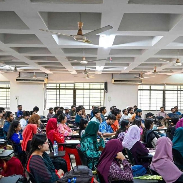 Students Return to Dhaka University After Protests