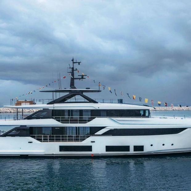 Custom Line Launches New Navetta 38 Yacht