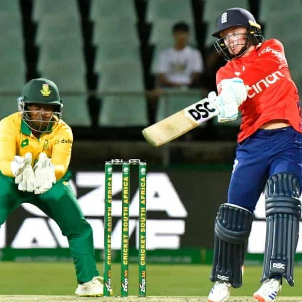 Wyatt-Hodge and Sciver-Brunt Lead England to T20 Series Win