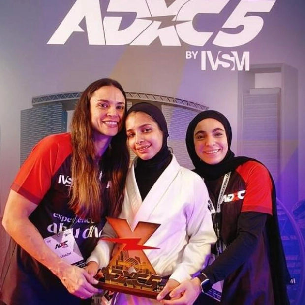 Balqees Al Hashmi Secures First Cage Fight Win with Omoplata Submission