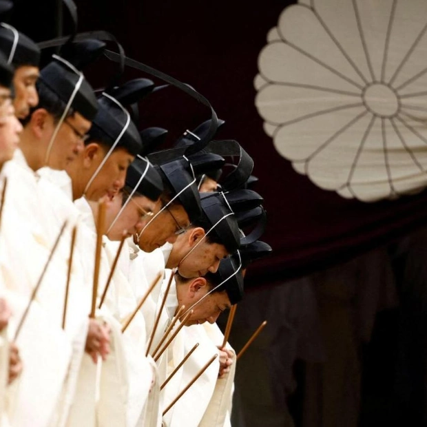 Japanese PM Sends Ritual Offering to Yasukuni Shrine