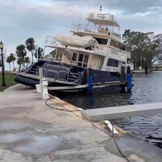 Marlow Yacht Indigo Grounded in Sarasota