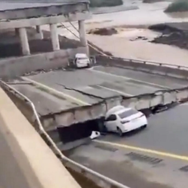 Flash Flood in Jizan Province Causes Bridge Collapse and Fatalities