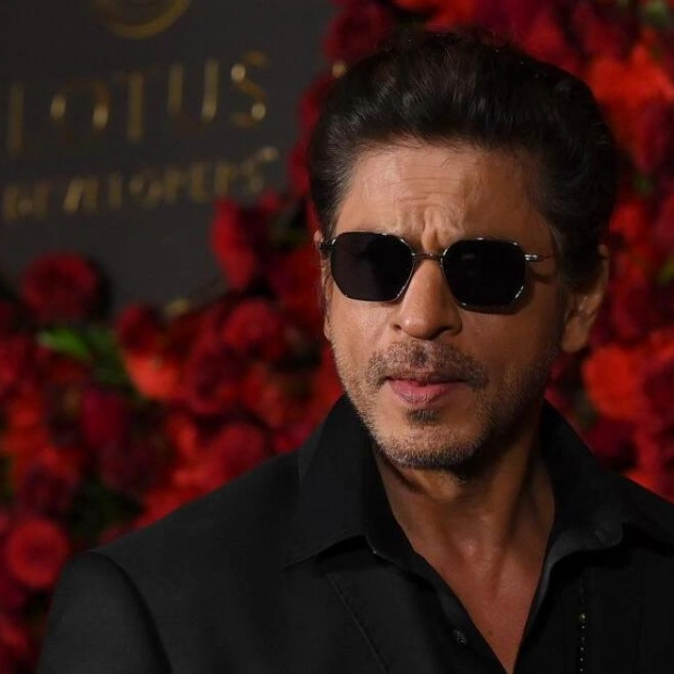 Shah Rukh Khan Hospitalized in Ahmedabad Due to Worsening Health