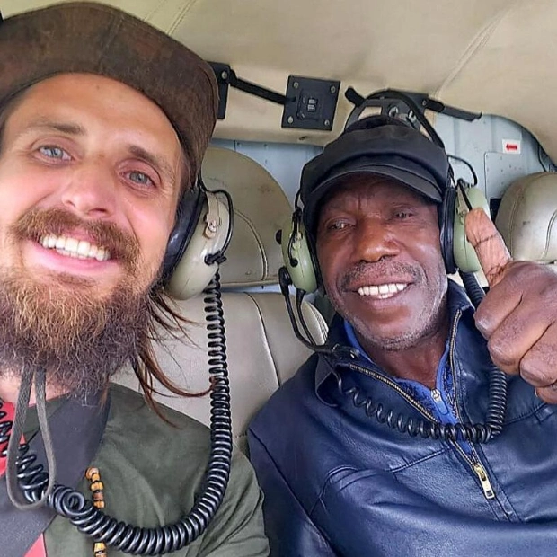 New Zealand Pilot Freed After 19 Months in Captivity in Papua