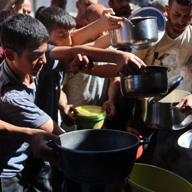 Gaza's Population Plunges into Poverty Amid War