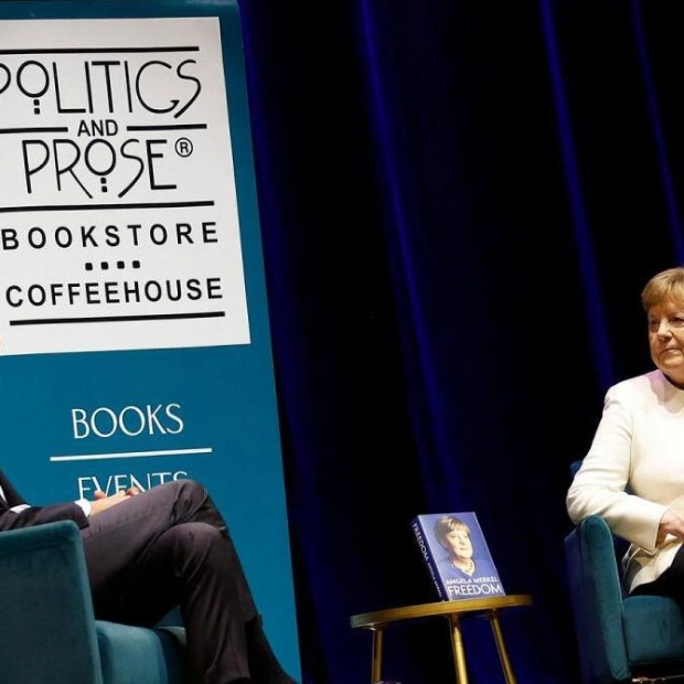 Obama and Merkel Reunite for Book Talk in Washington