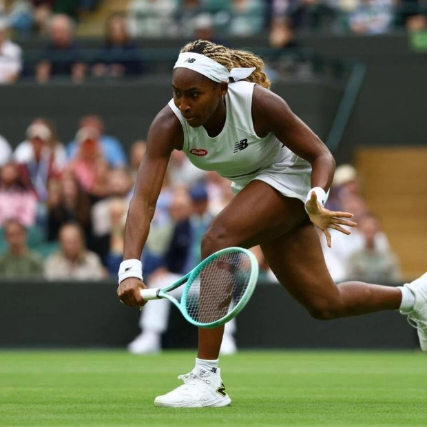 Coco Gauff Advances in Wimbledon Despite Errors