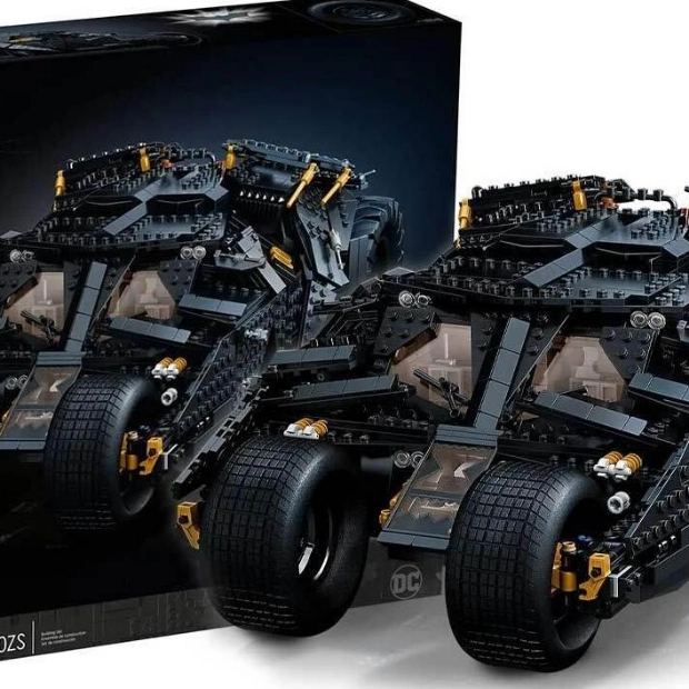 Save $50 on the Batmobile Tumbler Lego Set at Amazon