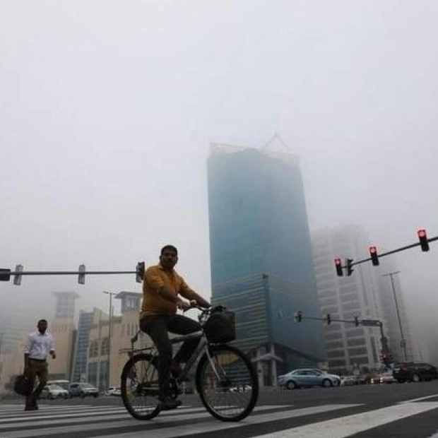 Foggy Morning in Abu Dhabi: Red and Yellow Alerts Issued