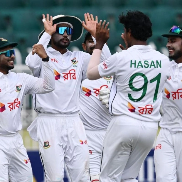 Pakistan Vows to Fight to the End in Second Test Against Bangladesh