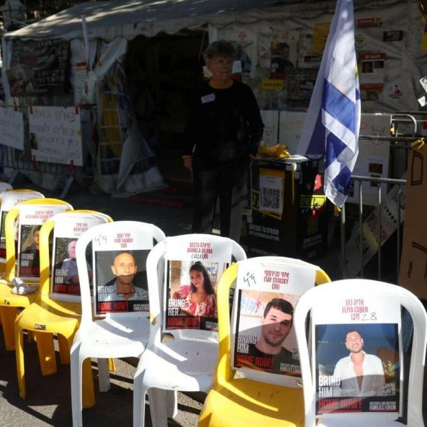 Three Arrested After Flares Land Near Netanyahu's Residence