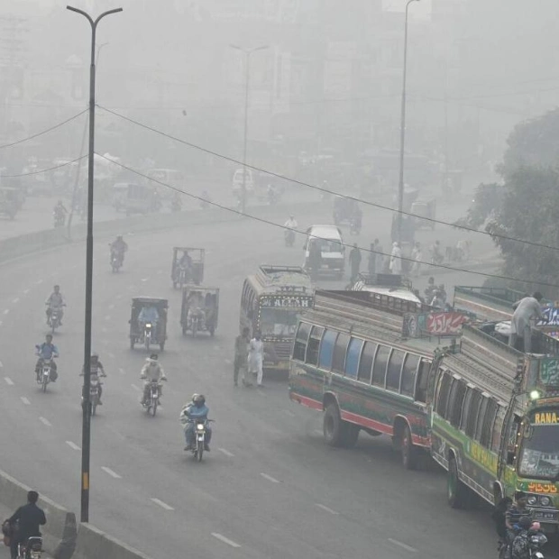 Lahore Battles Choking Smog with New Restrictions