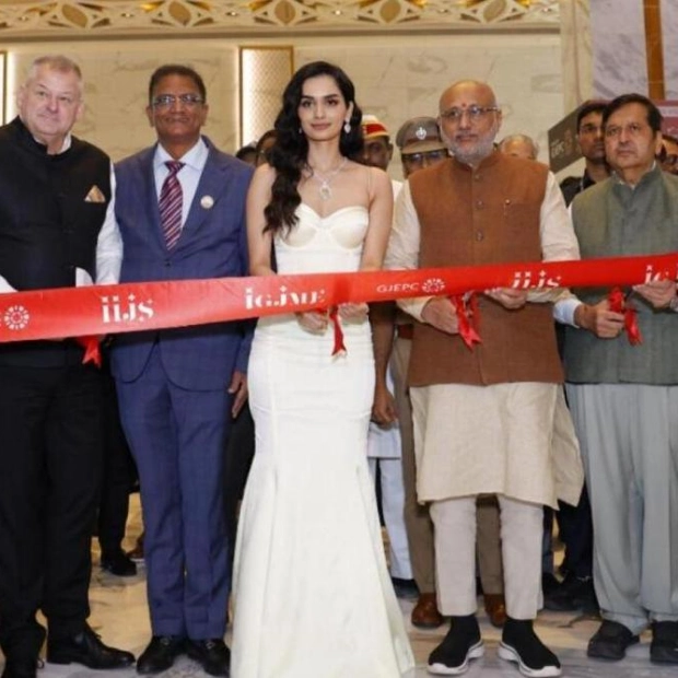 Governor Inaugurates World’s Largest Gem & Jewellery B2B Show