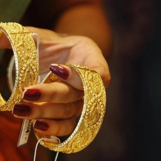 Gold Prices Surge in Dubai Amid Rate Cut Expectations