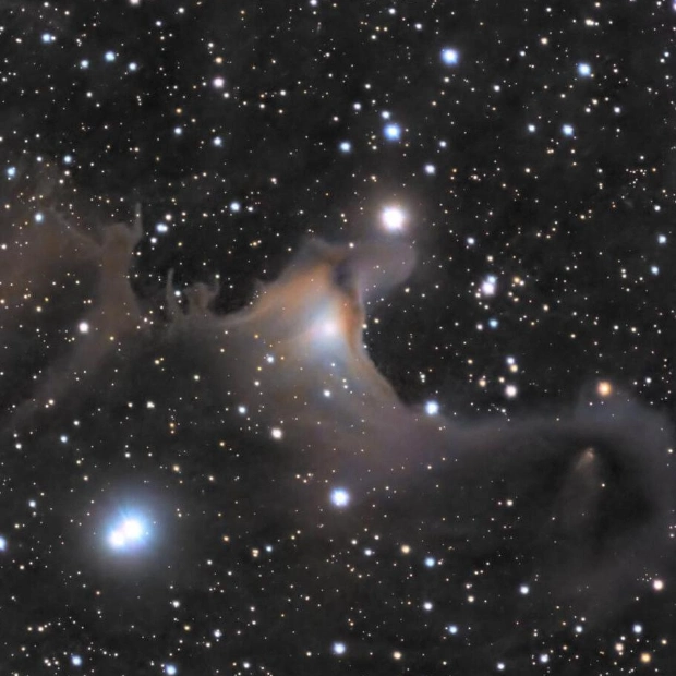 Ghost Nebula Spotted in UAE Skies