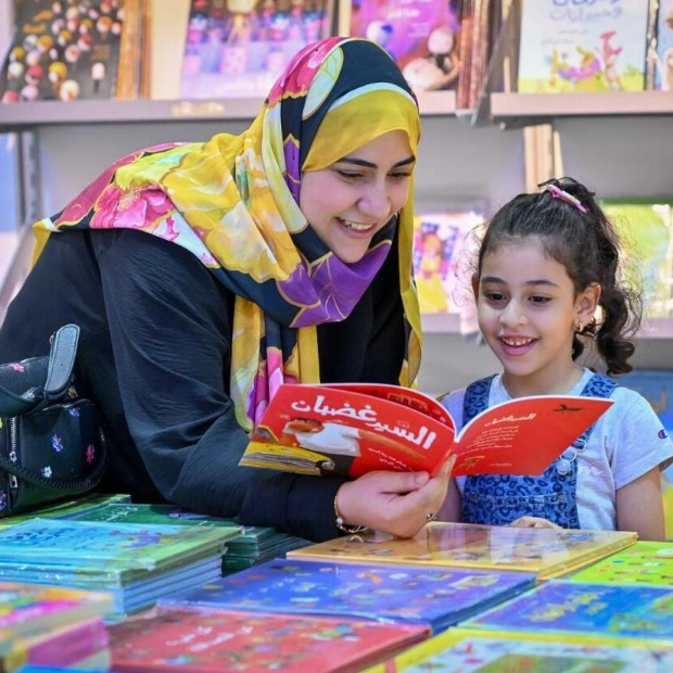 43rd Sharjah International Book Fair Draws Enthusiastic Crowds