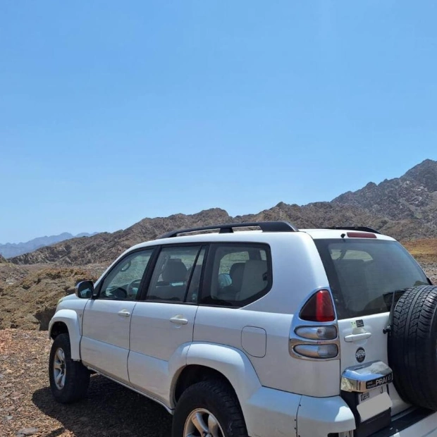 Traversing Oman from the UAE: A Comprehensive Guide for Car Travelers