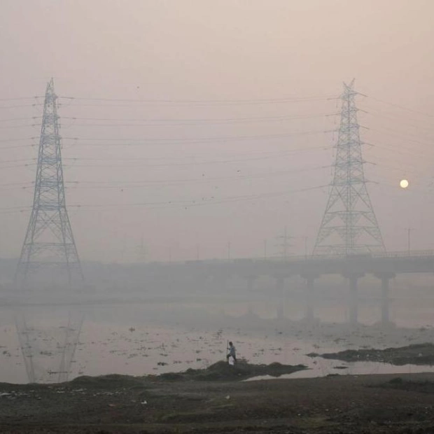 New Delhi Fines Thousands for Pollution Violations