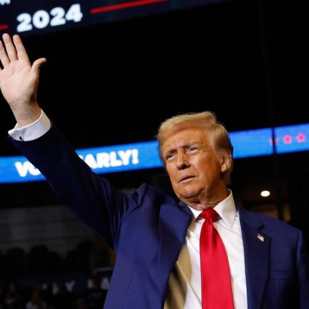 Trump Supporters Camp Out for Madison Square Garden Rally