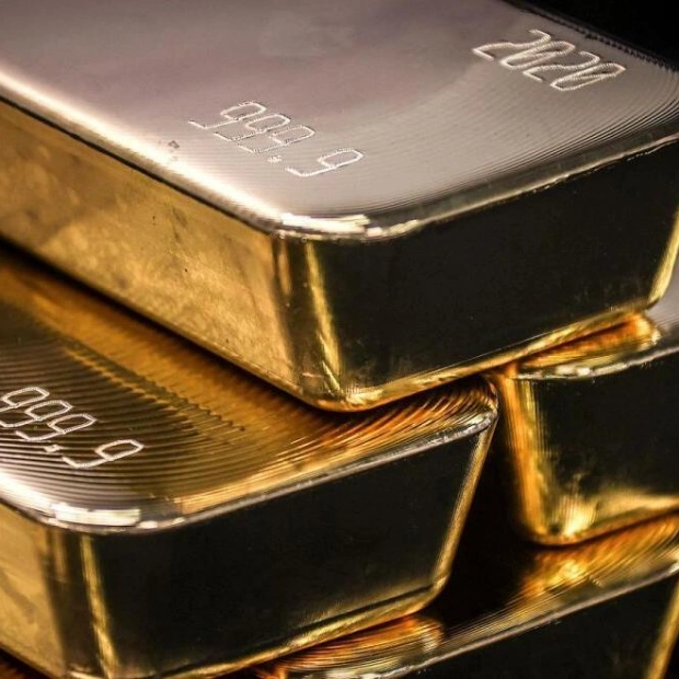 Gold Prices in Dubai Rebound After Brief Dip Below Dh300