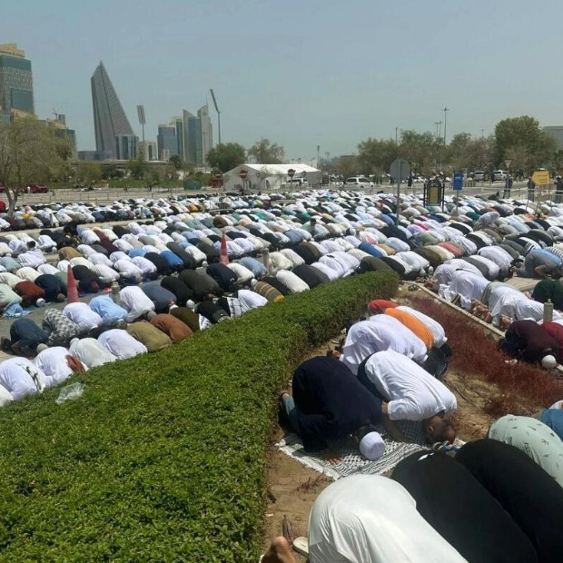 Hundreds Mourn Hamas Leader Haniyeh in Qatar After Tehran Killing