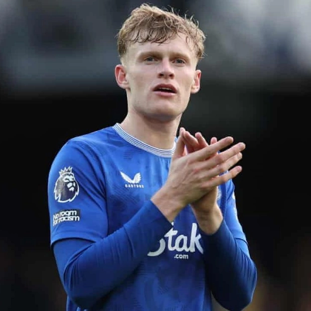 Injury Could Sideline Everton's Branthwaite Until Post-International Break