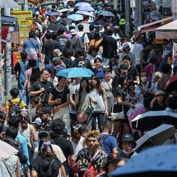 Tokyo Governor Proposes Four-Day Workweek for Government Staff