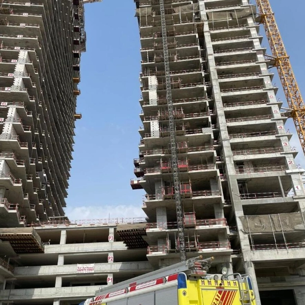 Fire Breaks Out in 30-Story Dubai Construction Site