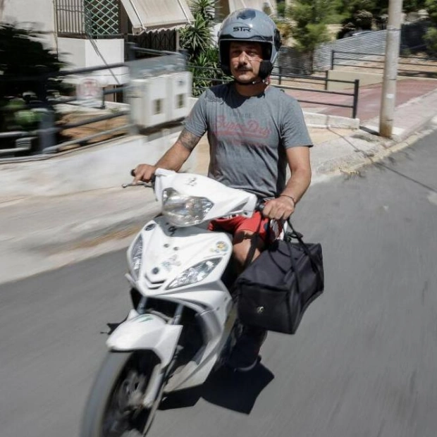 Athens Heatwave: Delivery Drivers Face Extreme Conditions