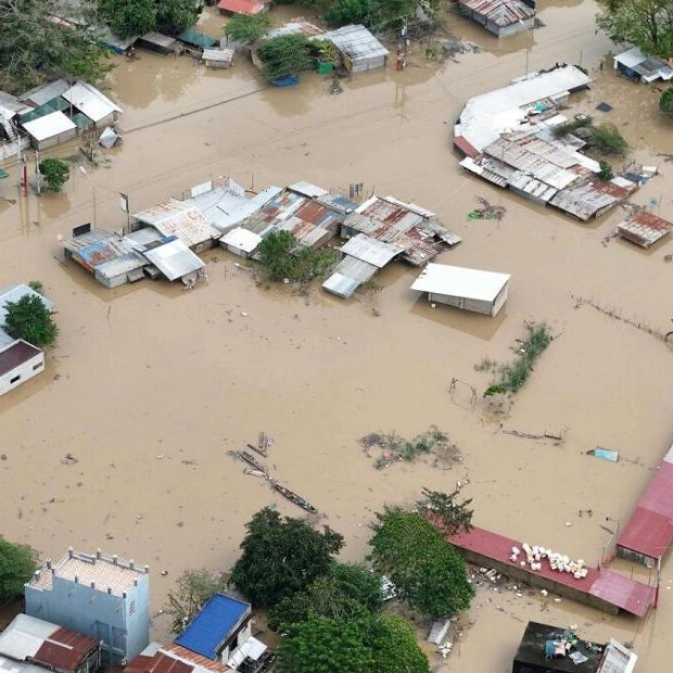 Filipinos in UAE Struggle to Contact Families Amid Philippine Cyclone Havoc