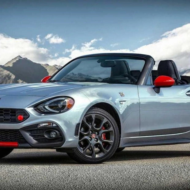 Fiat Recalls 124 Spiders Over Airbag Deployment Issues