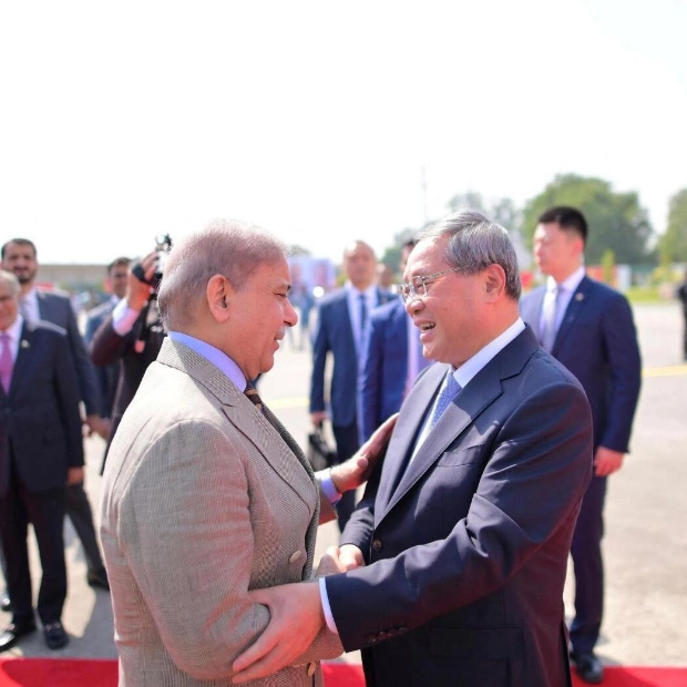 Pakistan Welcomes Chinese Premier for SCO Meeting