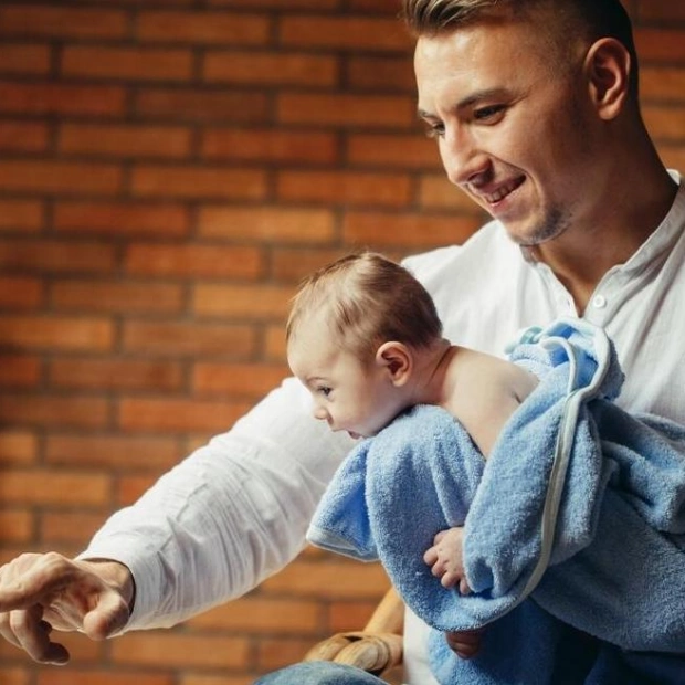 Combining Paternity and Annual Leave in Dubai: Legal Insights