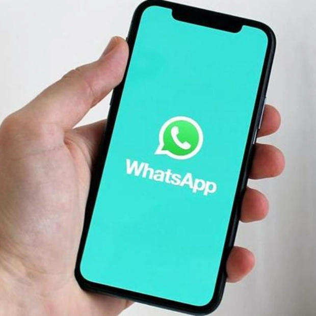 Заказ такси в Дубае стал проще: теперь через WhatsApp