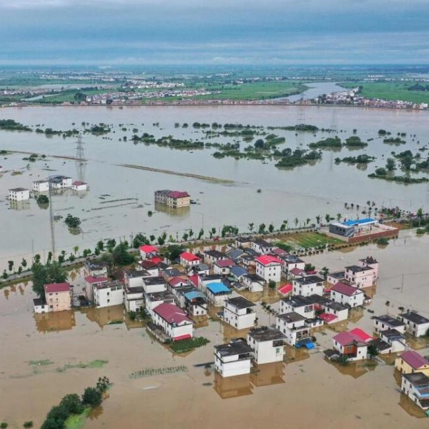 Rising Water Levels in Yangtze River Prompt Flood Preparations
