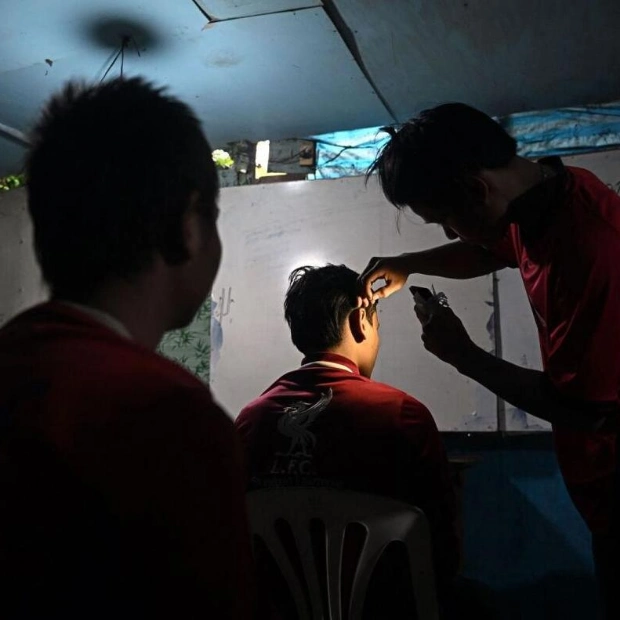 Acupuncture Helps Myanmar Refugees Battle Drug Addiction