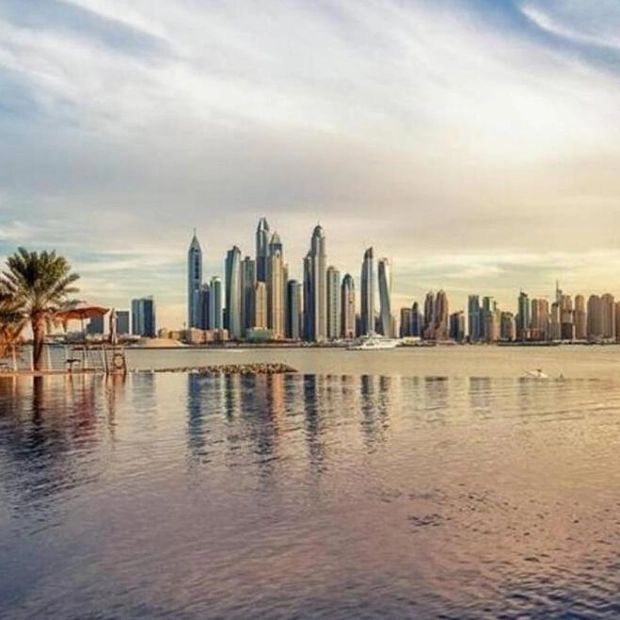 UAE Weather Forecast: Cloudy Conditions and Variable Humidity