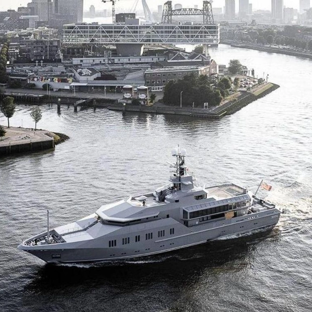 Iconic Lürssen Superyacht Skat Arrives in Rotterdam for Major Refit