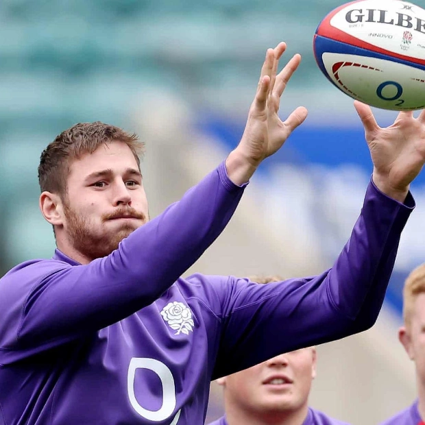 Kicking Duel at Twickenham: A Pivotal Showdown