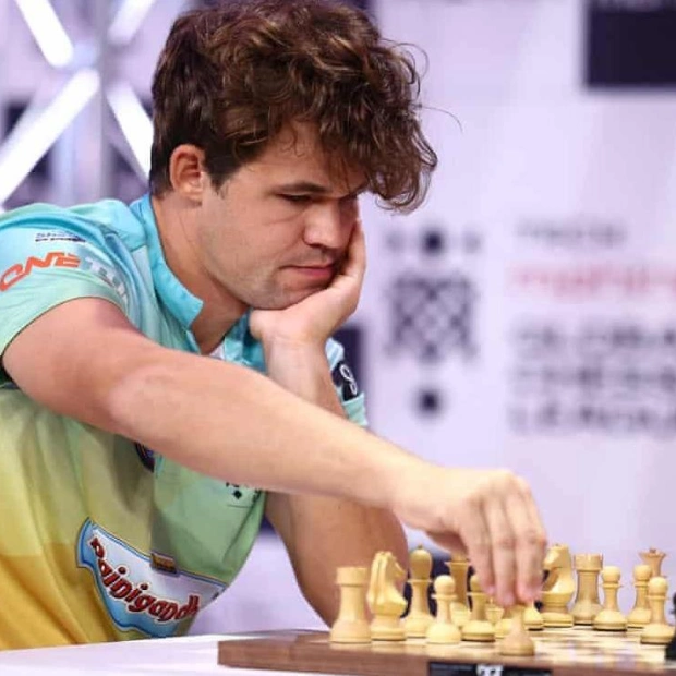 Magnus Carlsen Struggles in Global Chess League