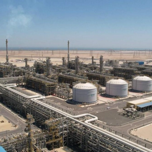 Kuwait Refinery Fire Contained with No Injuries