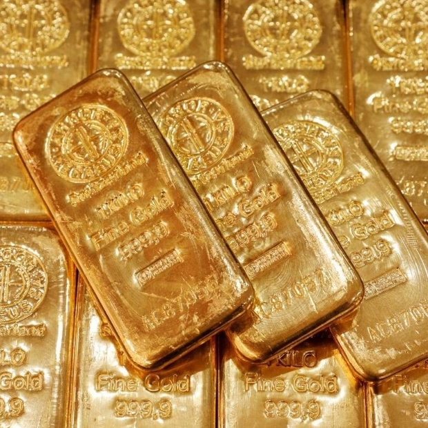 Gold Prices Surge on Middle East Tensions