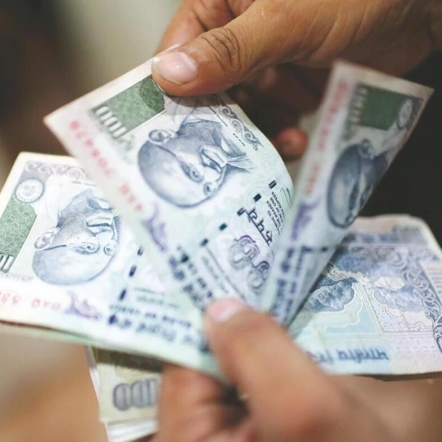 Indian Rupee Strengthens Against US Dollar Amid Declining U.S. Treasury Yields