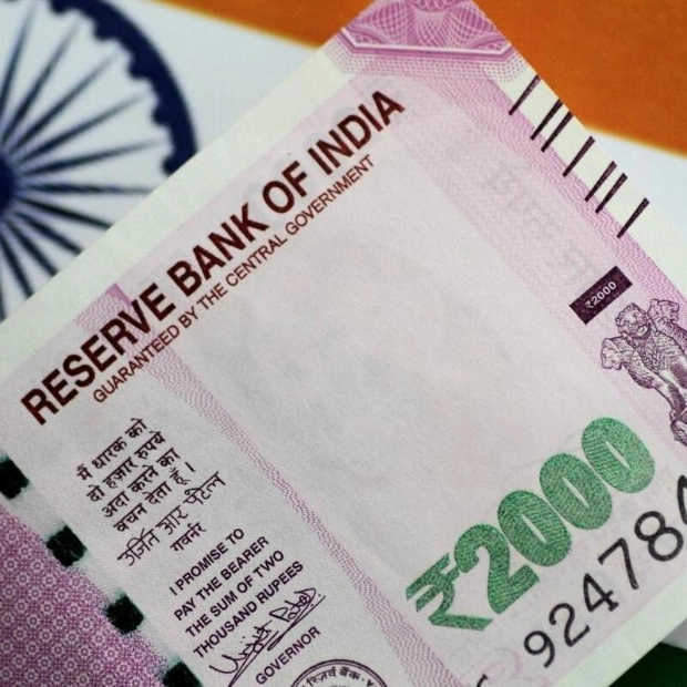 Indian Rupee Weakens Amid Rising U.S. Bond Yields