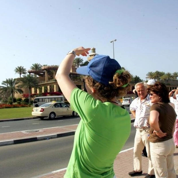 Becoming a Licensed Tour Guide in the UAE