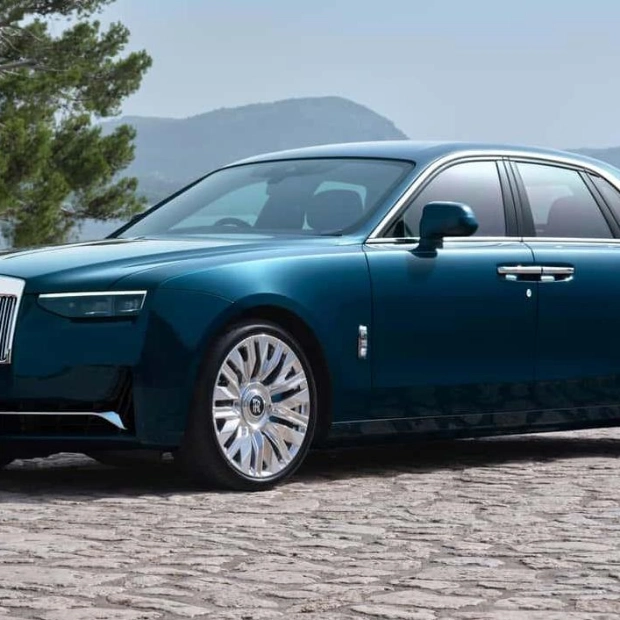 2025 Rolls-Royce Ghost Series II: Subtle Refinements, Unchanged Elegance