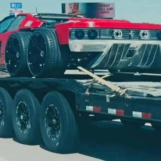 Is This a 6x6 Ferrari Testarossa? The Mystery Deepens