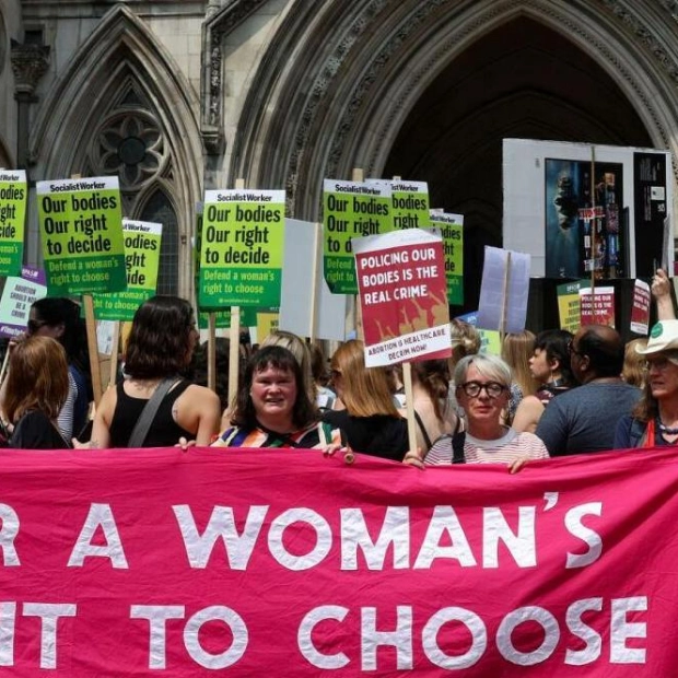 England and Wales to Enforce Protective Perimeters Around Abortion Clinics