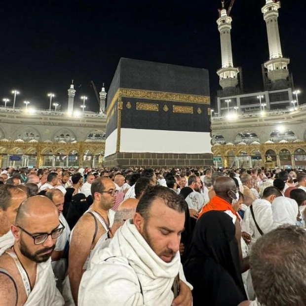 850,000 Pilgrims Complete Tawaf Al-Ifadah at Grand Mosque